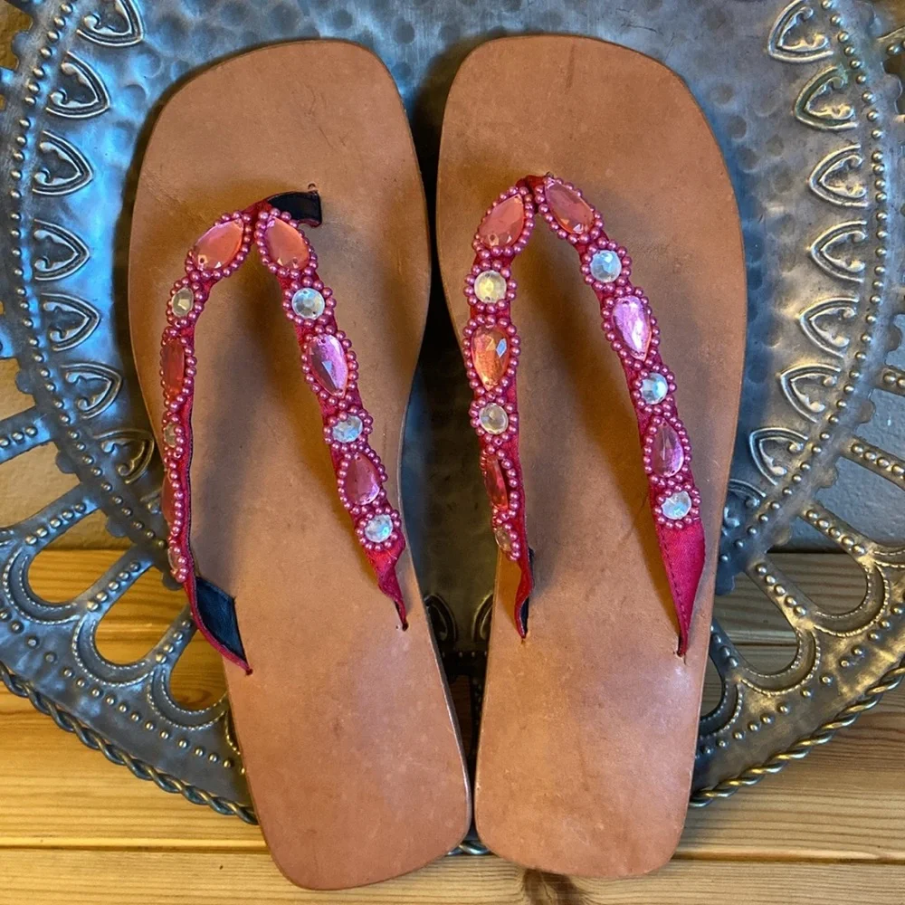 NEW! PINK Beaded Embellished Sequined Flip Flops Sandals Sz 6 MYSTIQUE BOUTIQUE